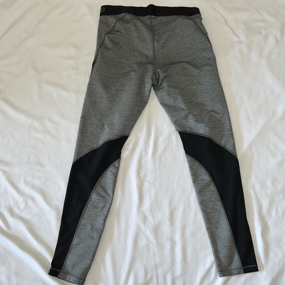 Nike Pro Hyperwarm Women Gray and Black Athletic Leggings Size Large - Picture 3 of 6